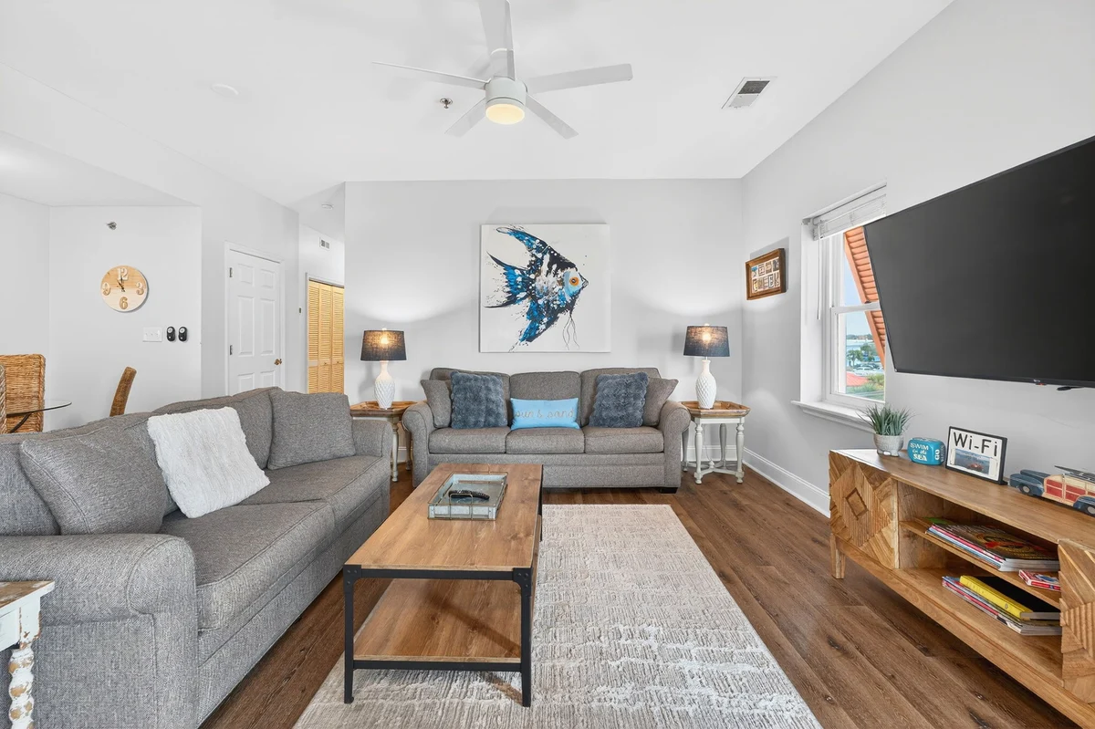 Oceanview Condos 301 - Crescent Moon #38