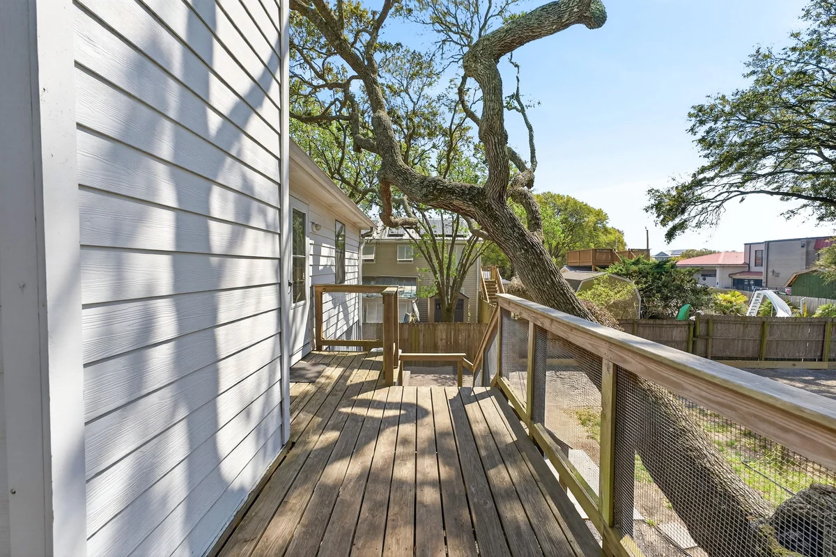 Live Oak Beach House - 5 22nd Ave. #44
