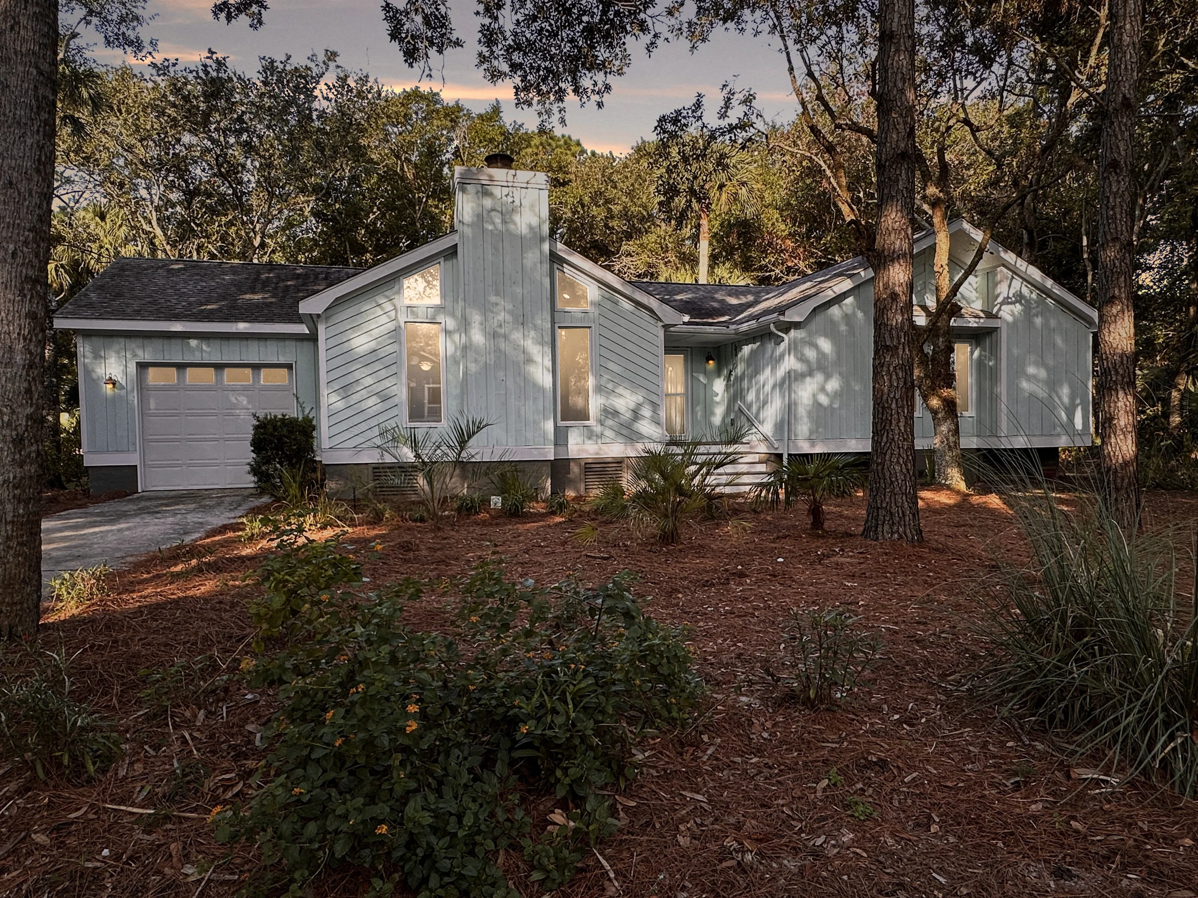 Home in Isle of Palms property photo 2
