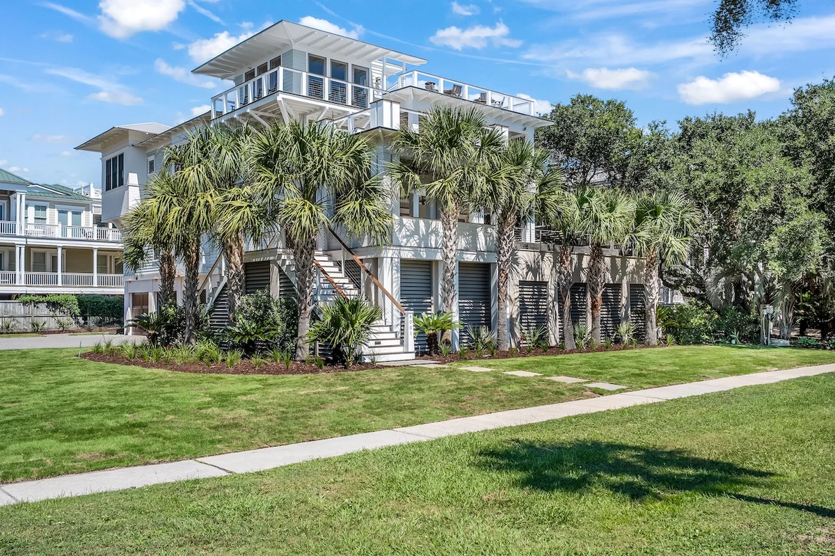 Shore Thing - 4001 Palm Blvd #42