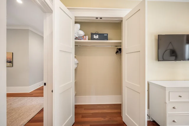 Twin Room image 1
