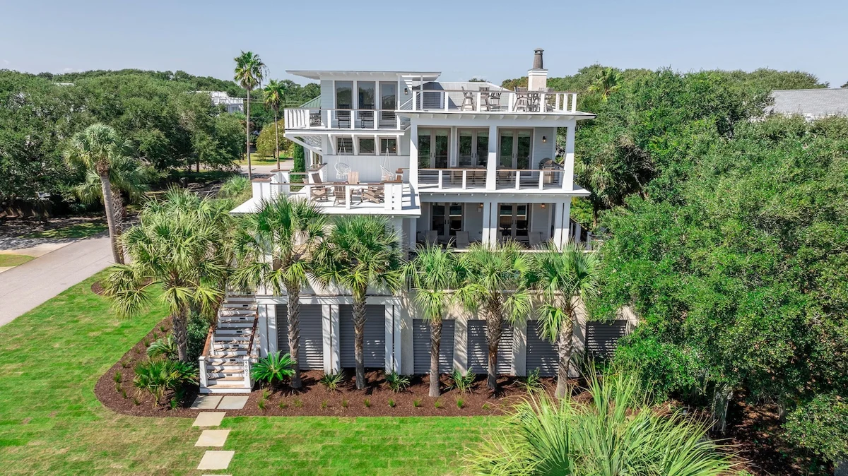 Shore Thing - 4001 Palm Blvd #111