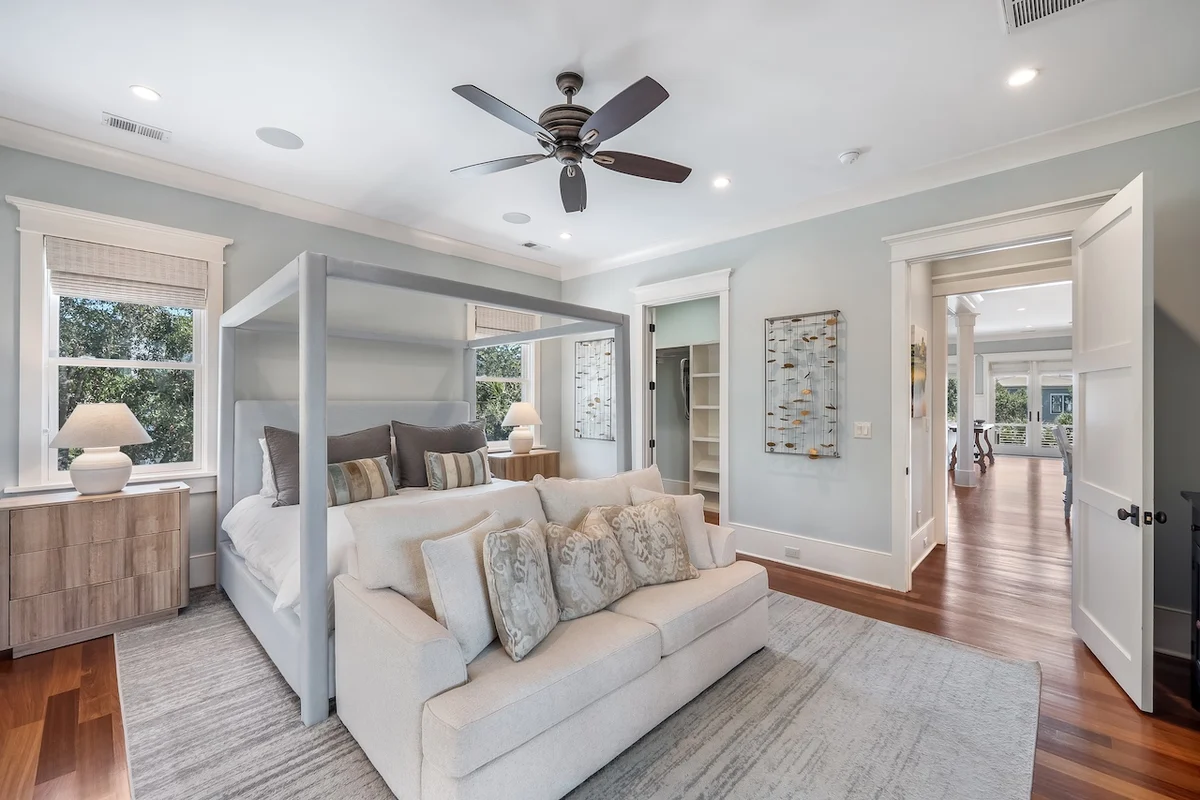 Shore Thing - 4001 Palm Blvd #20