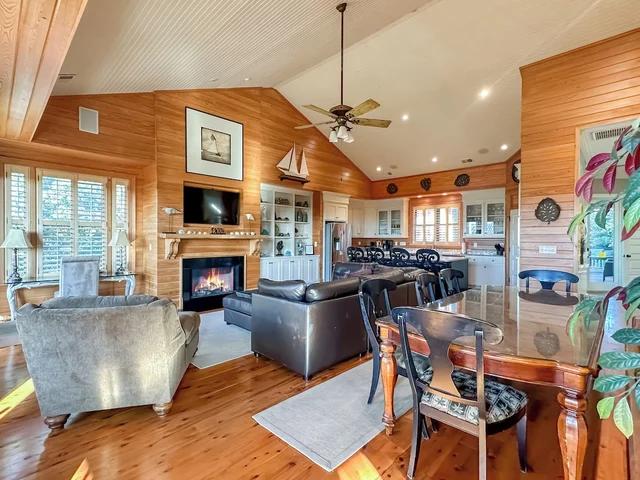 Isle Appeal - 2803 Palm Blvd #36