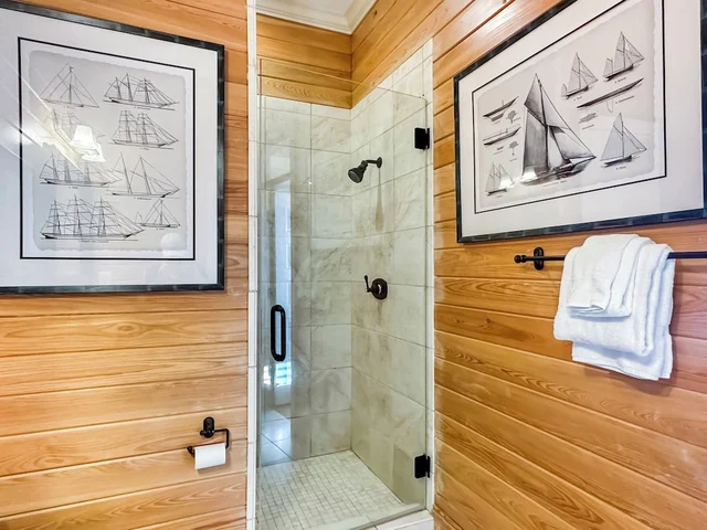 Isle Appeal - 2803 Palm Blvd #11
