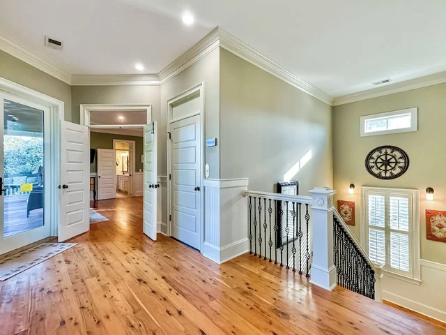 Isle Appeal - 2803 Palm Blvd #50