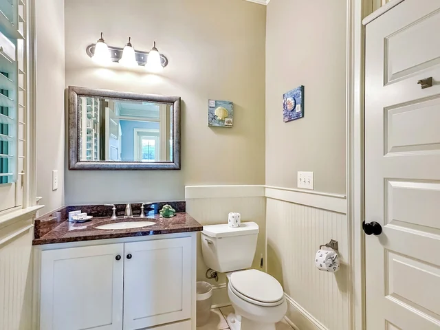 Isle Appeal - 2803 Palm Blvd #20