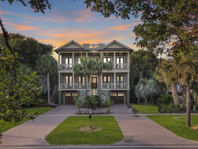 Isle Appeal - 2803 Palm Blvd #52