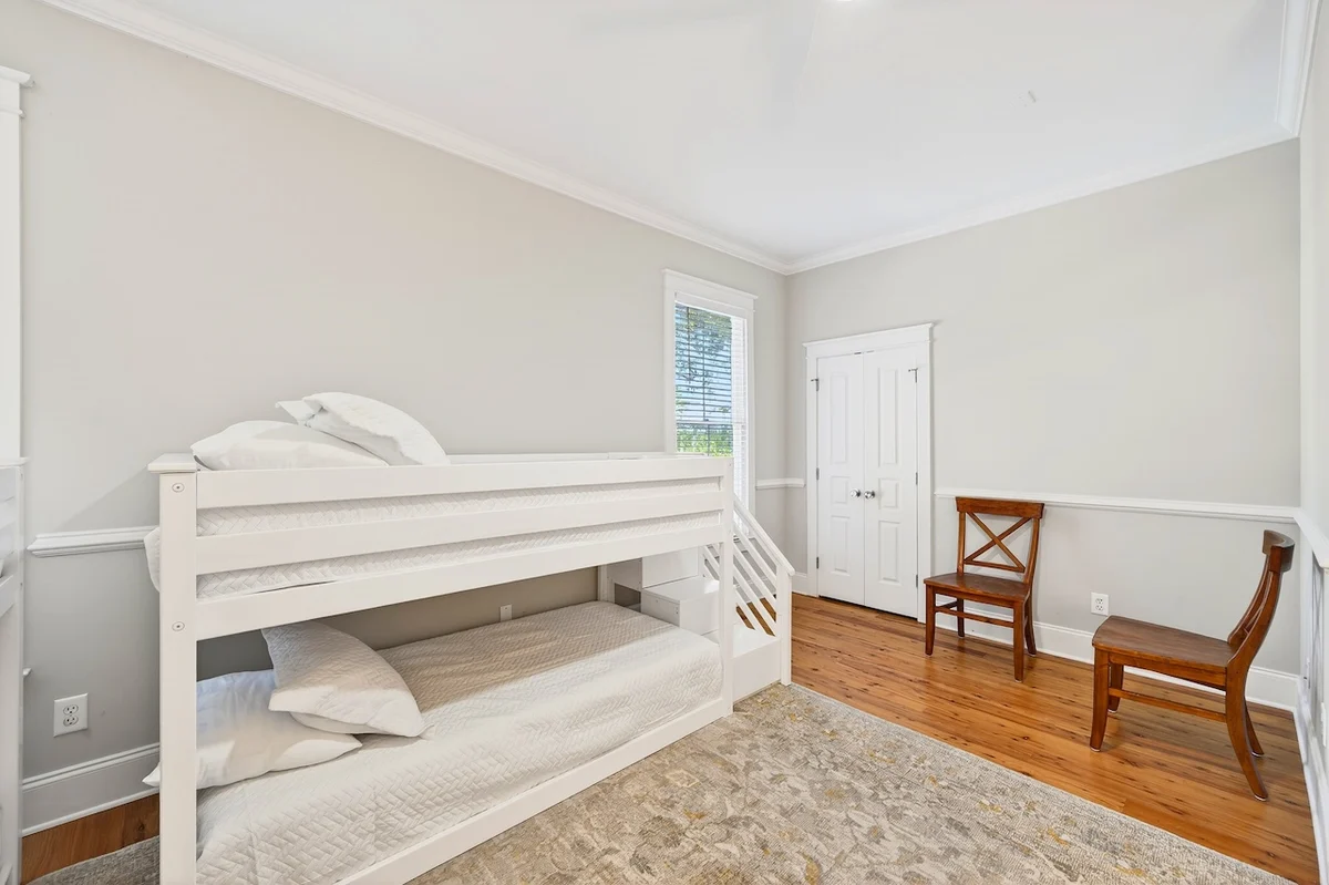 Sun Kissed by the Sea - 3007 Cameron Blvd. #17