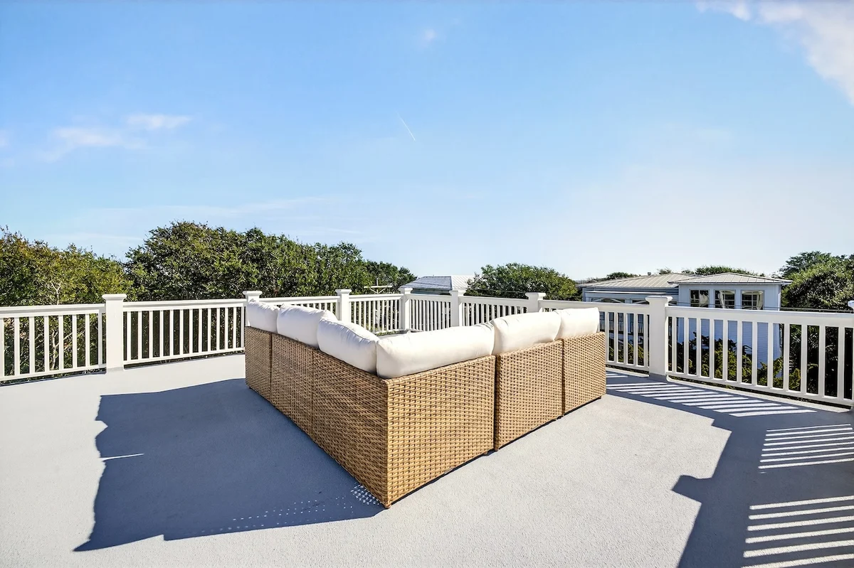 Sun Kissed by the Sea - 3007 Cameron Blvd. #68