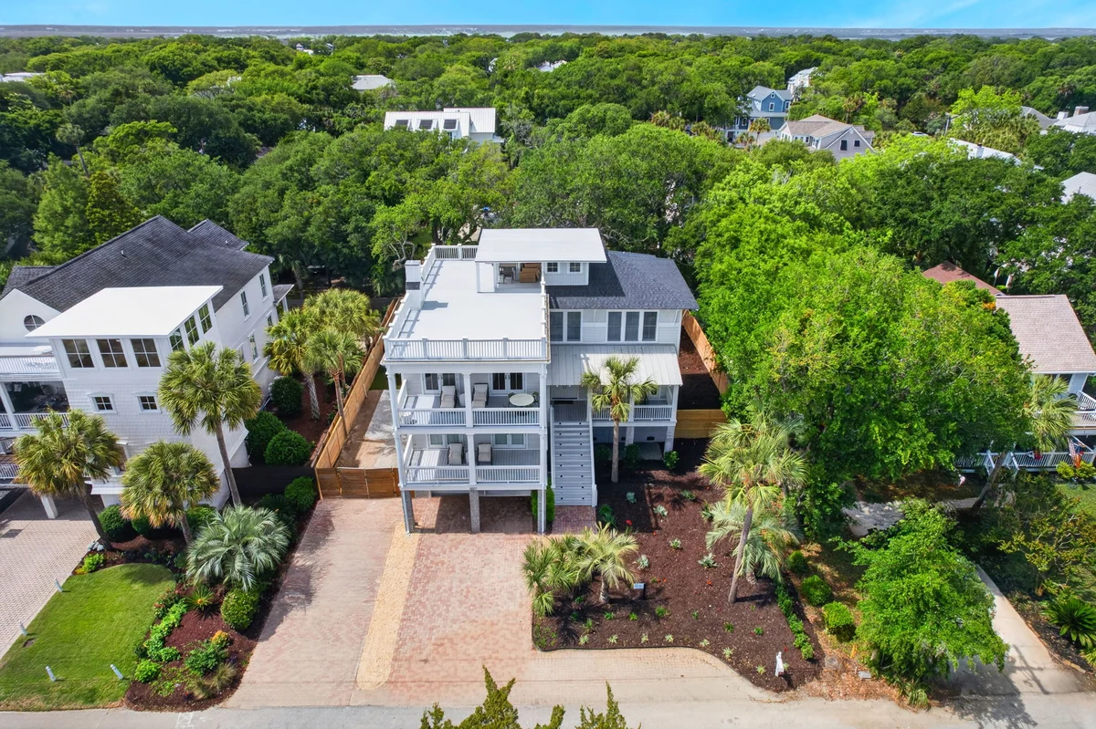 Sun Kissed by the Sea - 3007 Cameron Blvd. #84