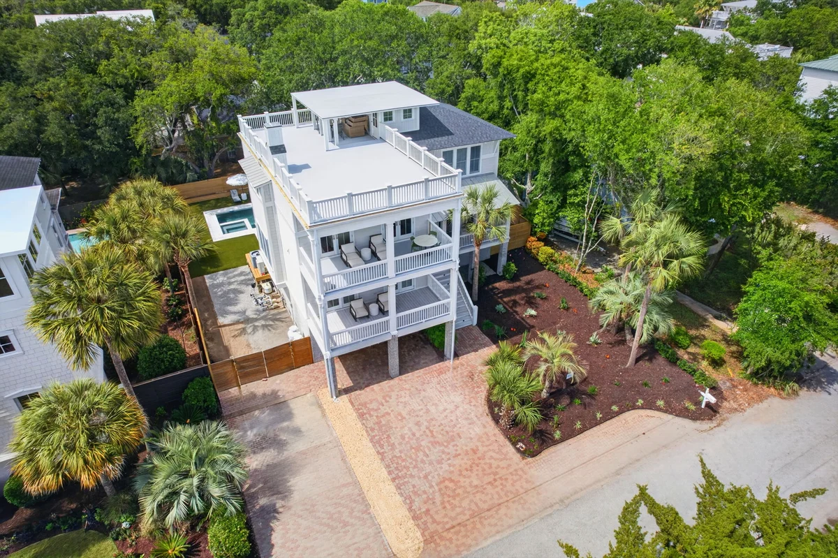 Sun Kissed by the Sea - 3007 Cameron Blvd. #110