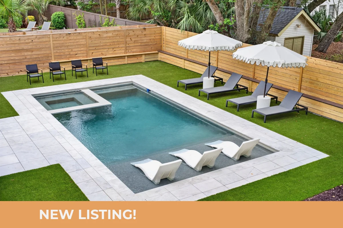 Sun Kissed by the Sea - 3007 Cameron Blvd. #111