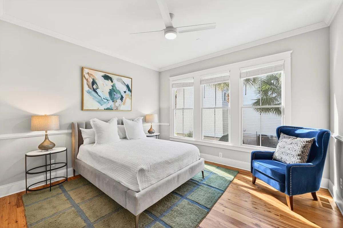 Sun Kissed by the Sea - 3007 Cameron Blvd. #13