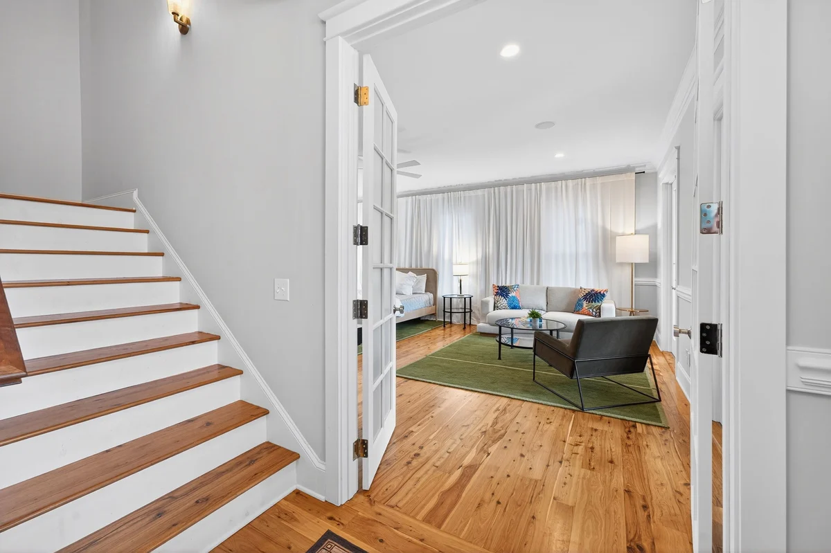 Sun Kissed by the Sea - 3007 Cameron Blvd. #114