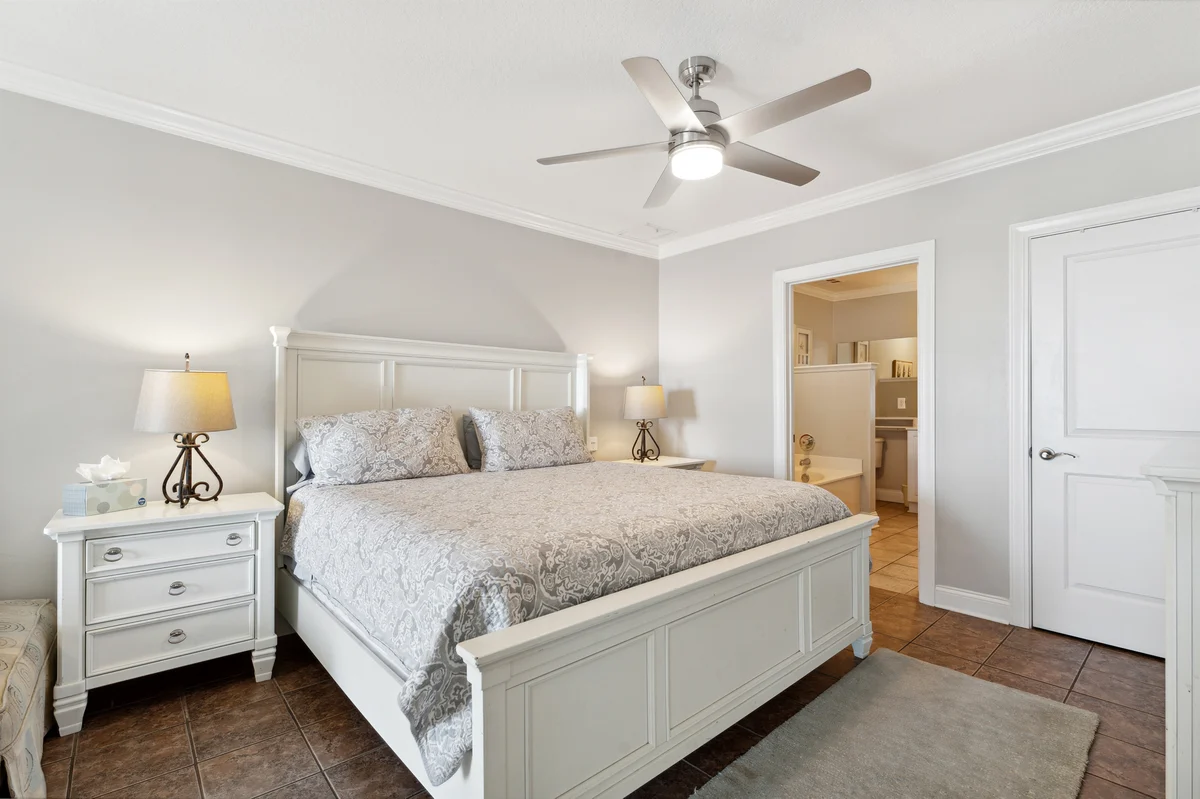 Bedroom 3 image 1