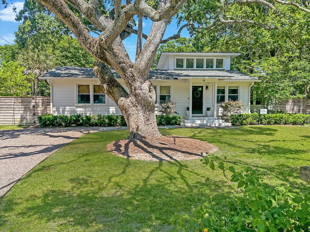 Tucked In - 18 26th Avenue #27