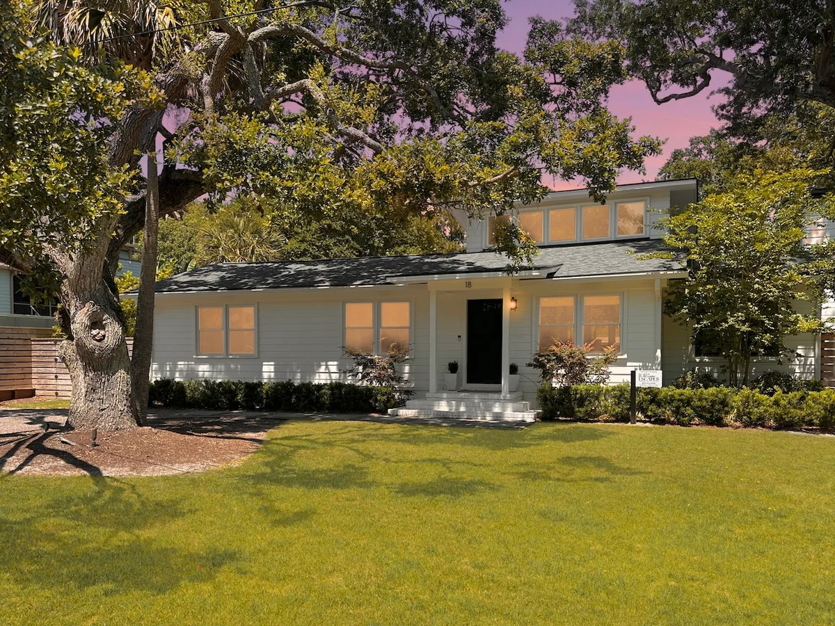Tucked In - 18 26th Avenue #18