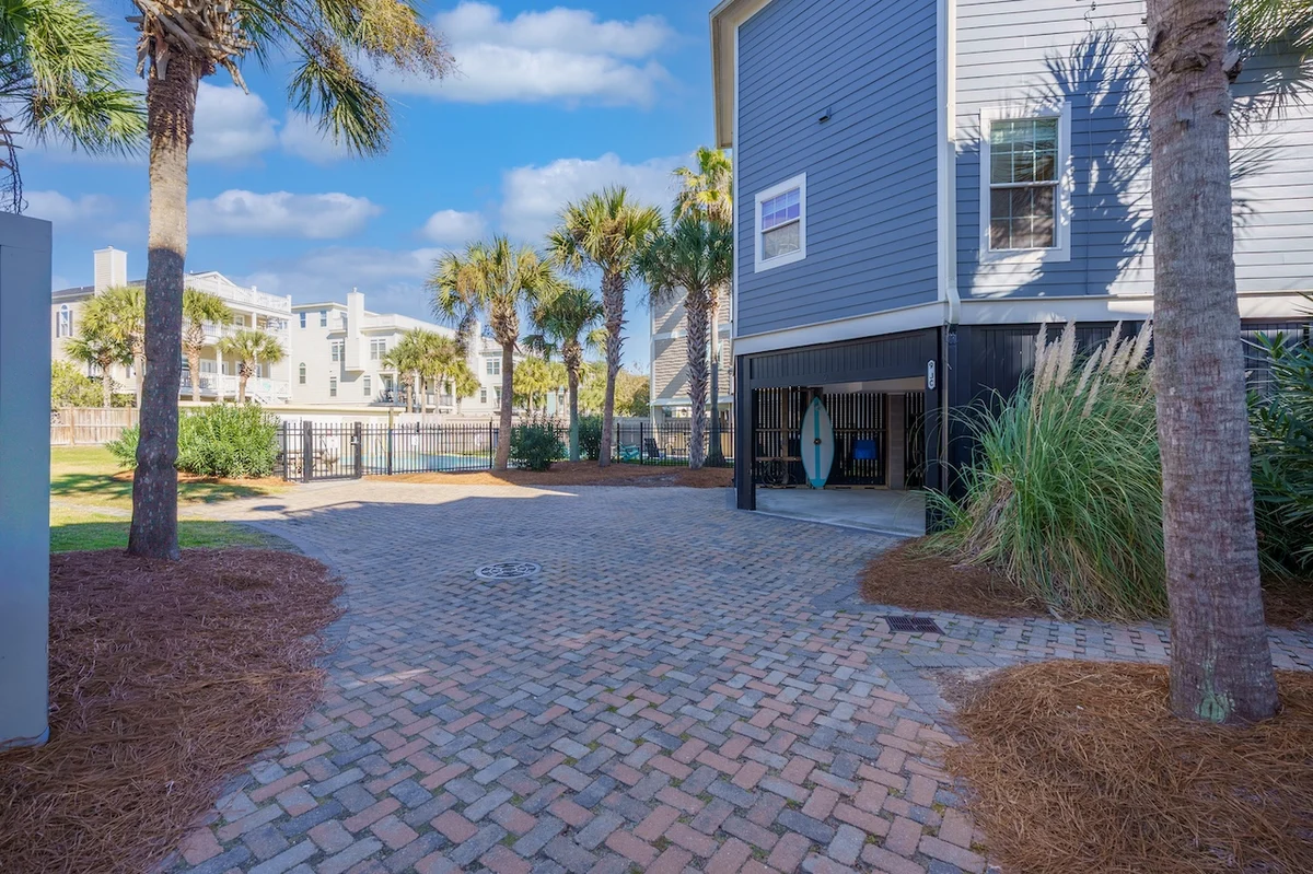 Front Beach Fun - 9 JC Long Blvd #50