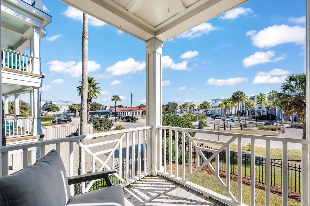 Front Beach Fun - 9 JC Long Blvd #39