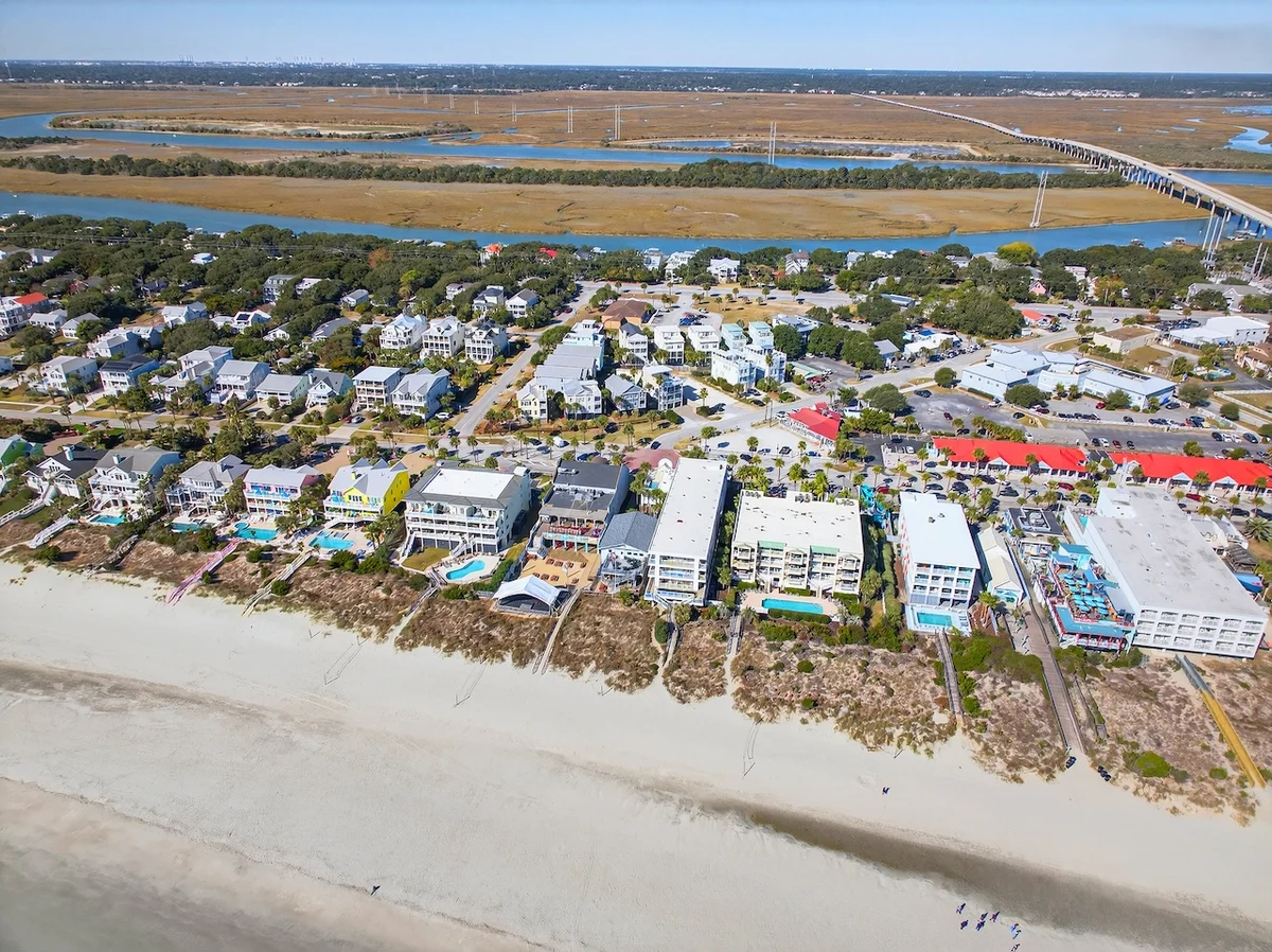 Front Beach Fun - 9 JC Long Blvd #44