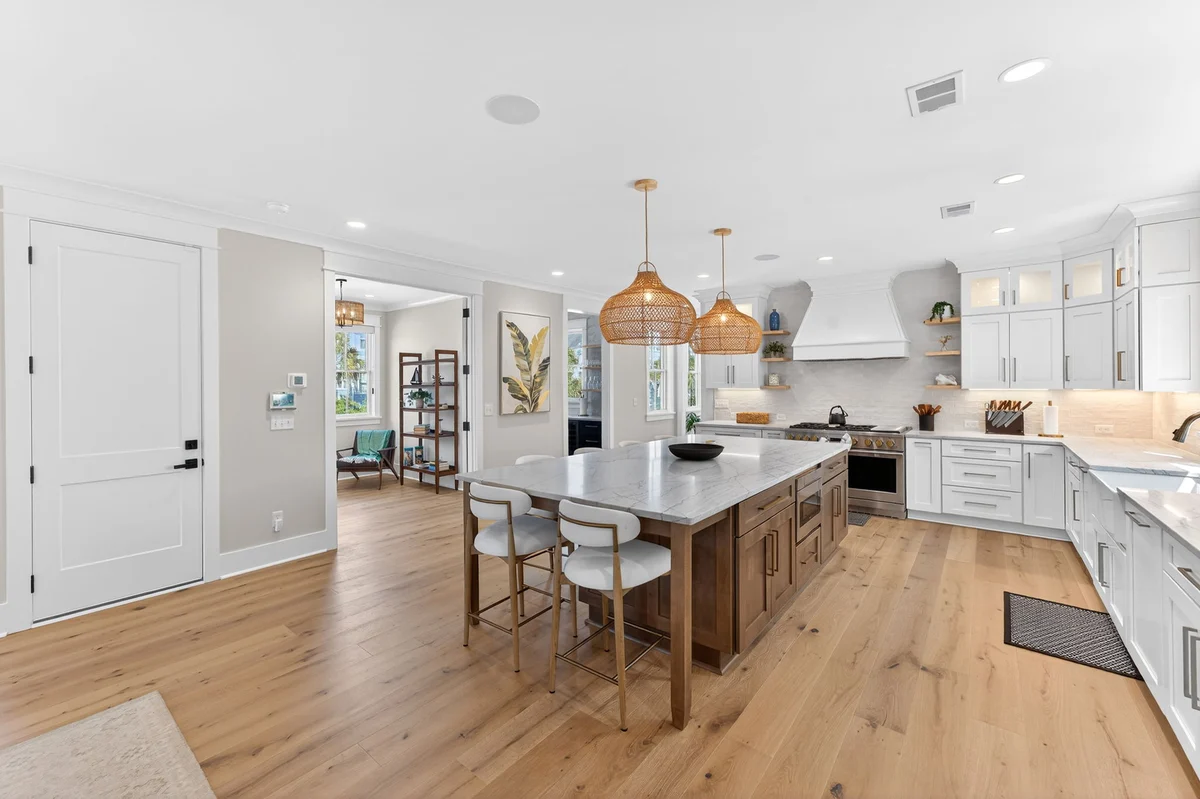 On Beach Time - 6 30th Ave #37