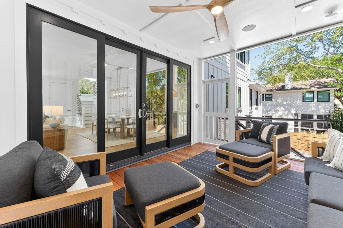 On Beach Time - 6 30th Ave #77