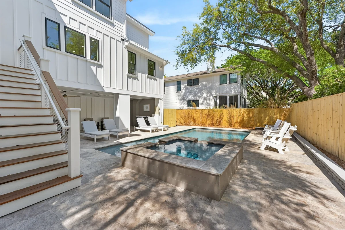 On Beach Time - 6 30th Ave #87