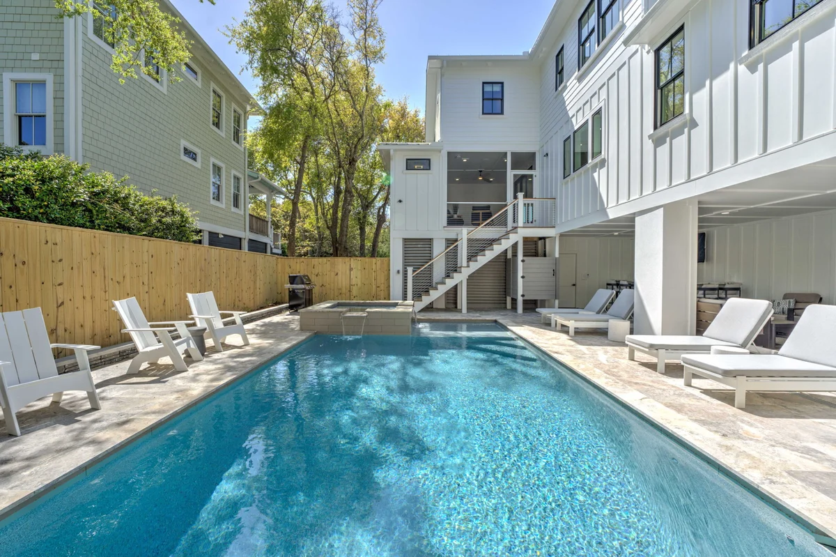 On Beach Time - 6 30th Ave #84
