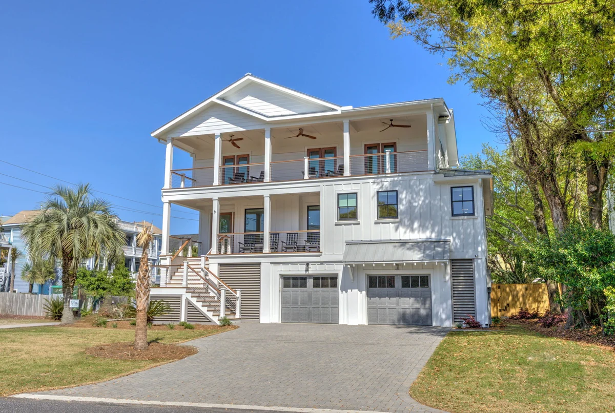 On Beach Time - 6 30th Ave #95
