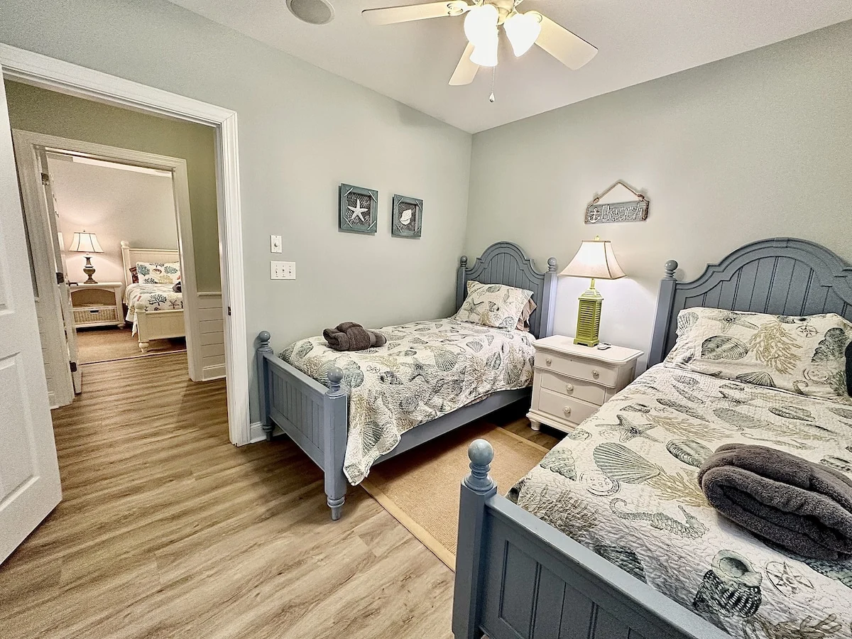 Dunescape Condos 301 - Beach Jammin' - 1006 Ocean Blvd Unit 301 #4