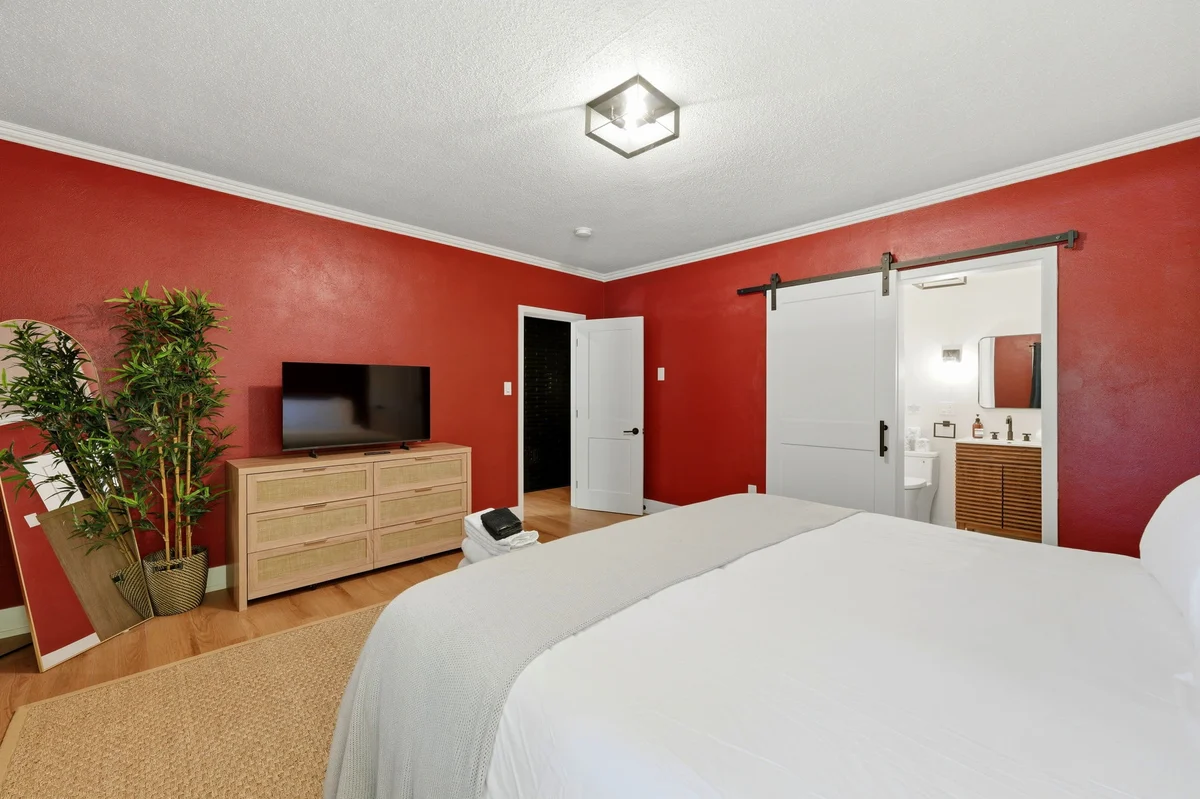 Hideaway - Pickleball Court, Private Pool, Hot Tub, Sleeps 25! #147