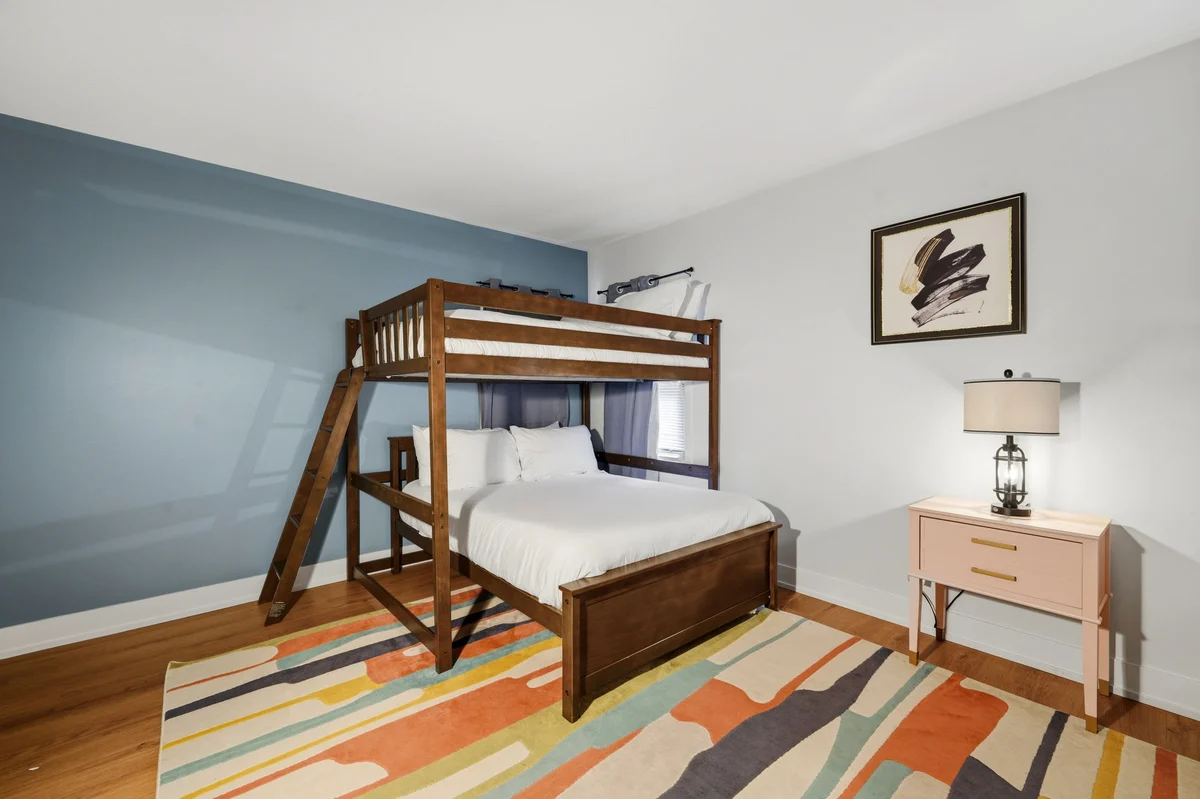 Hideaway - Pickleball Court, Private Pool, Hot Tub, Sleeps 25! #127