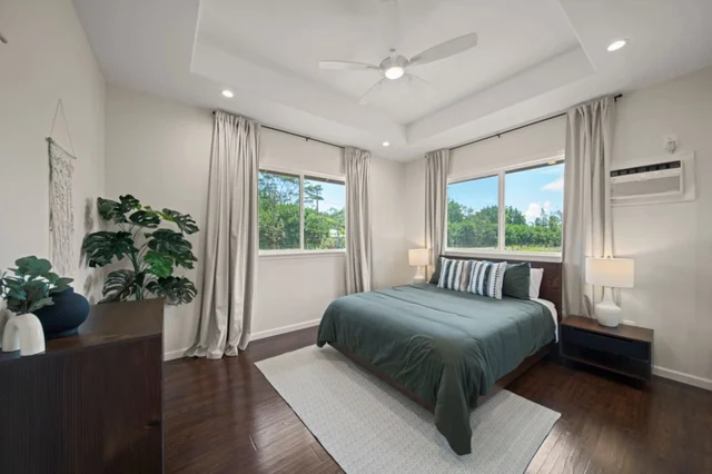 Bedroom 3 image 1