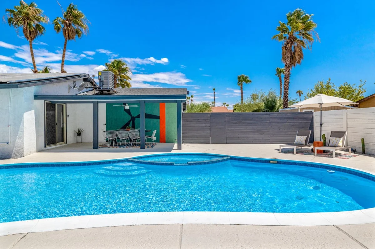 Home in Palm Springs property photo 2