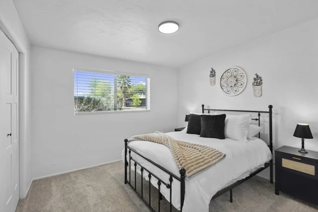 Bedroom 1 image 1