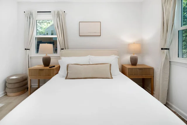 Bedroom 1 image 1