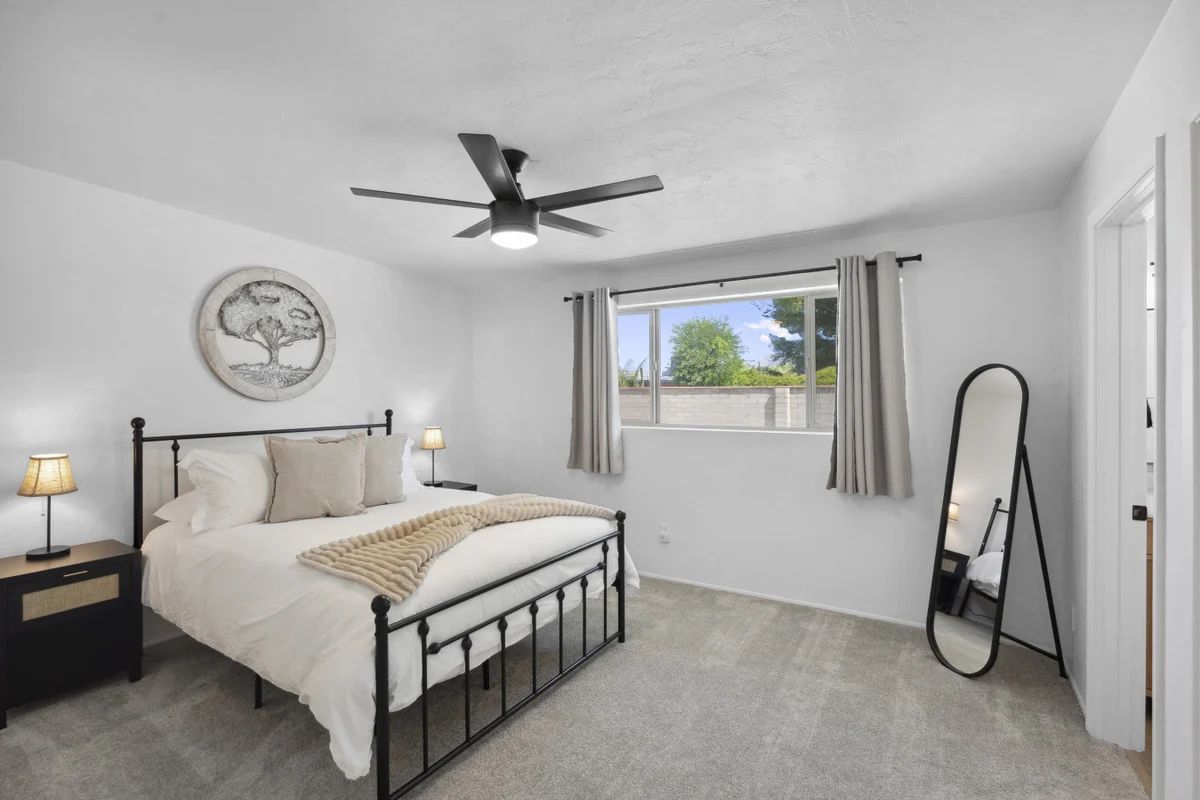 Home in Tucson property photo 3