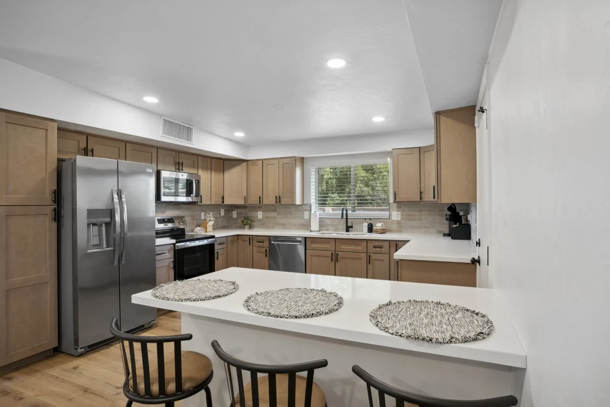 Home in Tucson property photo 5