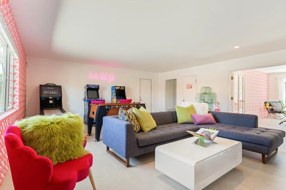 Home in Palm Springs property photo 3