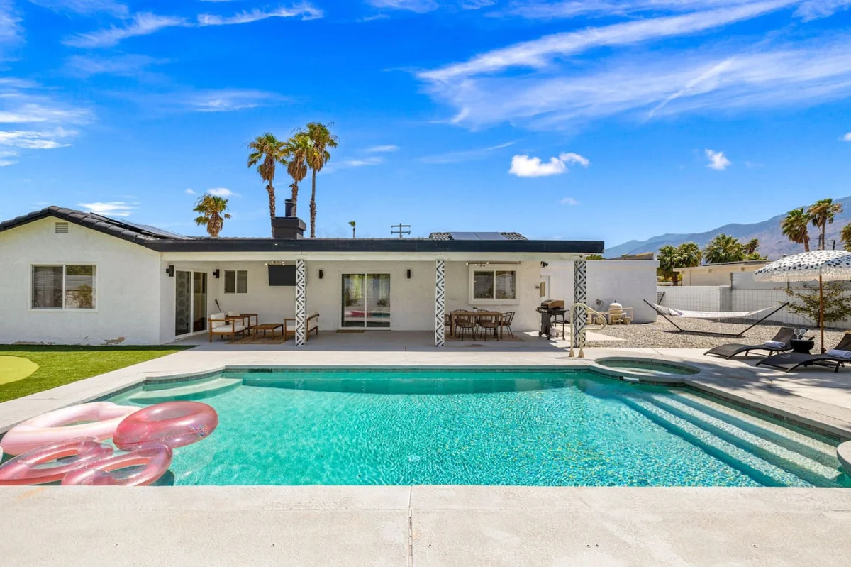 Home in Palm Springs property photo 5