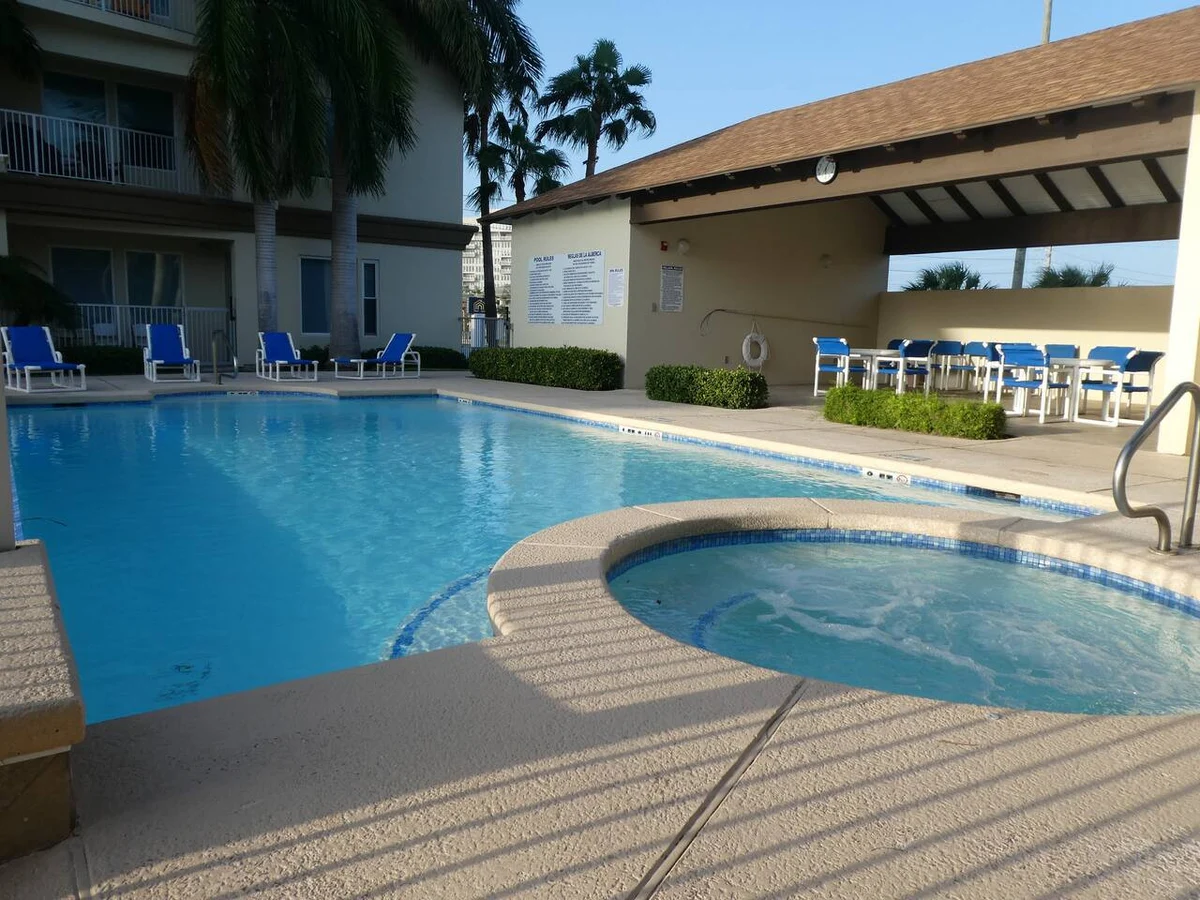 Channel Front Condo with Boat Slip & Infinity Pool property photo 4