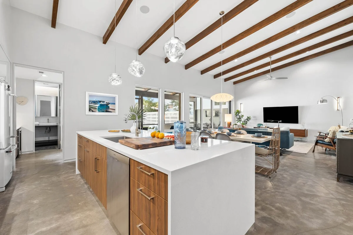 Seagrove Surf Shack #123