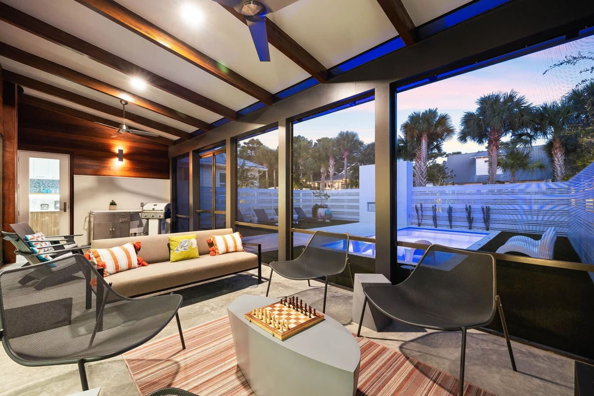 Seagrove Surf Shack #127