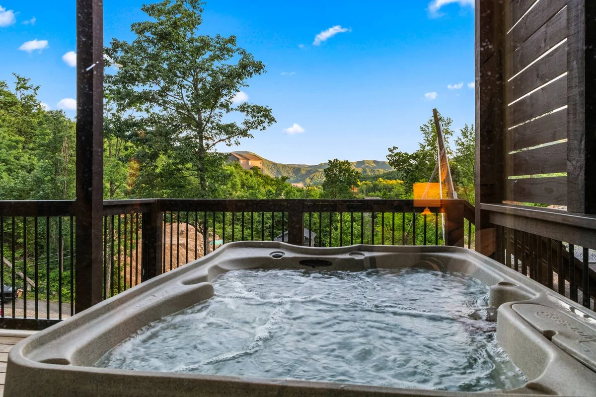 Property in Gatlinburg property photo 2