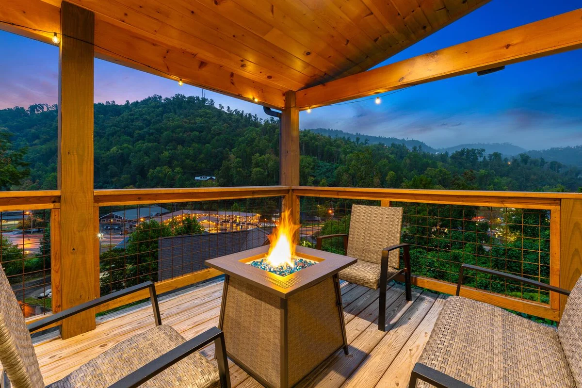 Property in Gatlinburg property photo 2