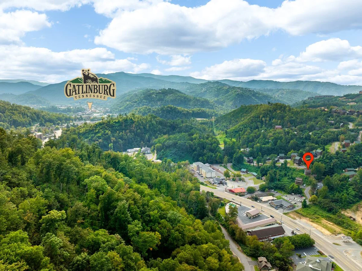 Property in Gatlinburg property photo 4