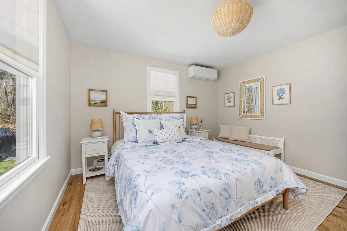Bedroom 1 image 1