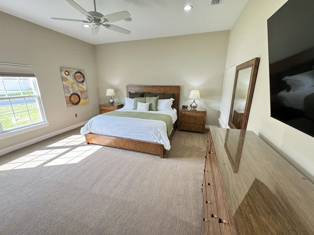 Bedroom 2 image 1