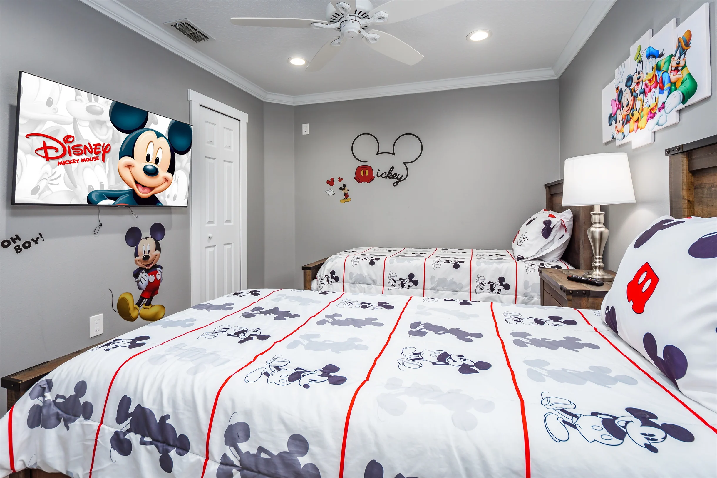 Home in Kissimmee property photo 2